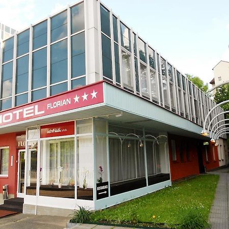 Hotel & Hostel Florian ปราก ภายนอก รูปภาพ